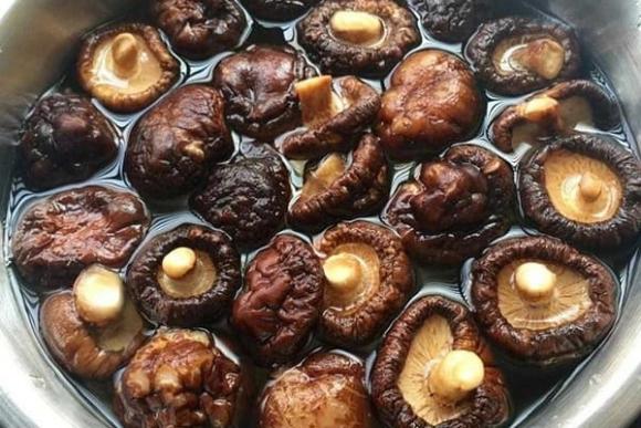 42 3 Who Cong Bo 4 Loai Thuc Pham Dung Dau Danh Sach Den Gay Ung Thu Gan Muon Song Lau Hay Tranh Xa