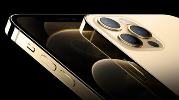 42 1 Giua Dai Dich Apple Lai Dam Nho Iphone