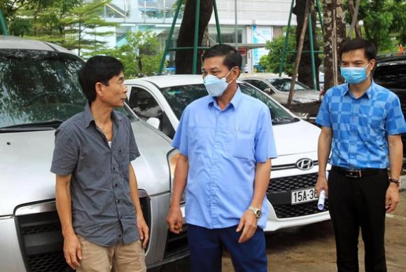 42 2 Hai Phong Dung Karaoke Vu Truong Ra Khoi Nha Phai Deo Khau Trang