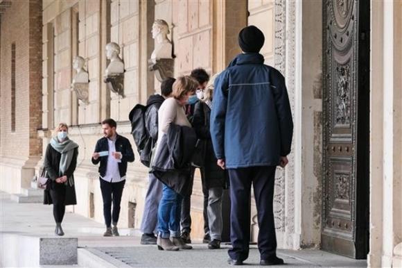 42 1 Duc Noi Long Cac Bien Phap Han Che Doi Voi Nguoi Da Tiem Vaccine