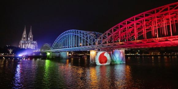 Khám phá 4 cây cầu lạ lùng nhất nước Đức