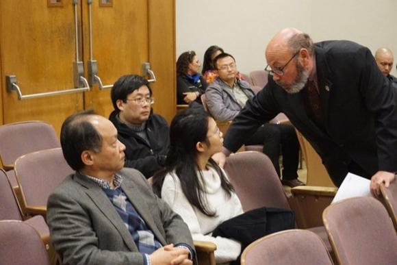 42 4 Bi Kich Cua Nghien Cuu Sinh Con Nha Nguoi Ta Am Tham Dau Doc 2 Ban Hoc Bang Chai Nuoc Giai Khat Va Loi Thu Nhan Khien Nhieu Cha Me Phai Suy Ngam