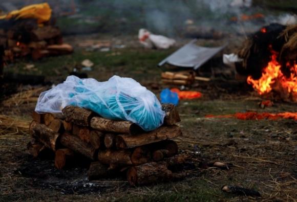 42 5 Co So Hoa Tang O Nepal Hoat Dong Suot Ngay Dem