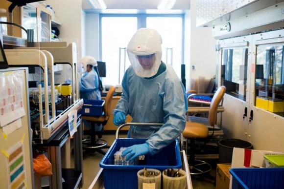 42 1 My May Man Danh Bai Bien Chung Virus