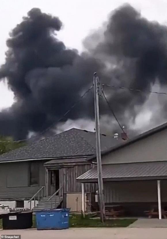 42 4 Tai Nan Kinh Hoang Cau Sap Khien Tau Hoa Trat Duong Ray Roi Phat No Du Doi Lam Hon 30 Toa Tau Chet Dung Khan Cap So Tan 3000 Cu Dan