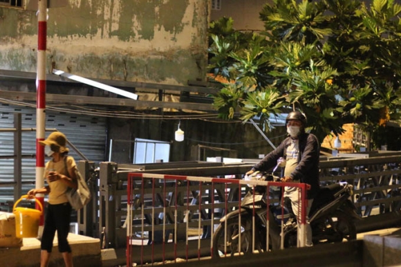 3 Giua Dem Tphcm Chinh Thuc Gian Cach Xa Hoi Toan Thanh Pho