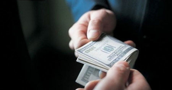 1 Ukraine Phat Tu Cac Quan Chuc Ke Khai Tai San Khong Trung Thuc