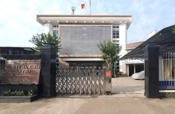 1 Can Bo Cang Vu Hang Hai Can Tho Bi Khoi To Ve Hanh Vi San Xuat Buon Ban Hang Gia