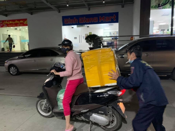 Cô giáo mầm non ''thất nghiệp'' mùa dịch: Từ bán hàng online cho đến giúp việc theo giờ