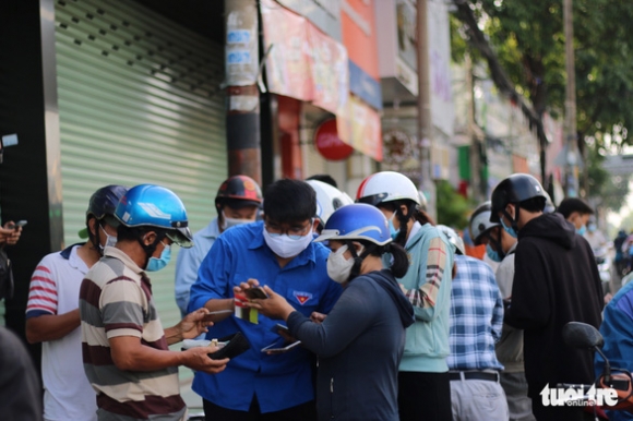 1 Tphcm Phat Hien 3464 Nguoi Co Nguy Co Lay Nhiem Qua Khai Bao Y Te Khi Ra Vao Quan Go Vap