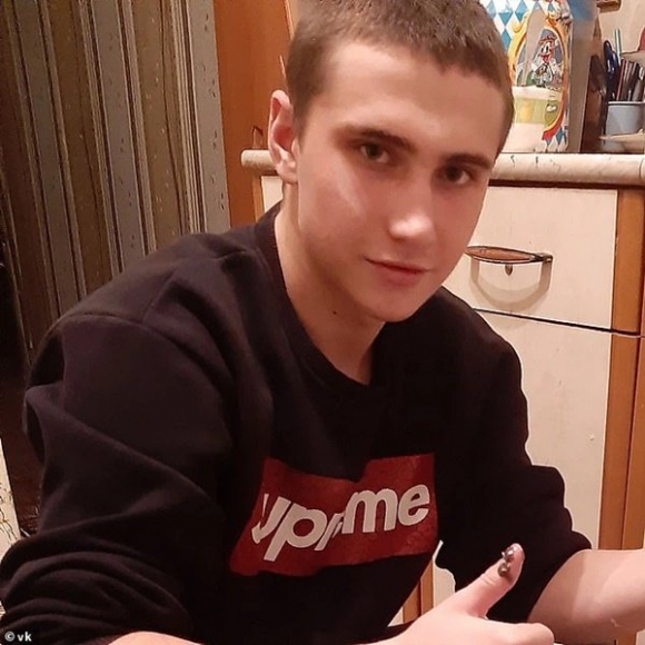 2 Bo Me Mai Ngoi An Nhau Con Trai 21 Thang Tuoi Roi Tu Tang 14 Xuong Dat Tu Vong