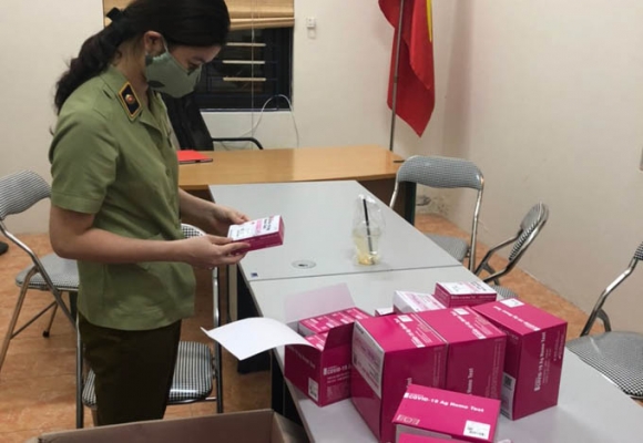 1 Bat Lo Kit Test Covid 19 Nhap Lau Tri Gia Khoang 170 Trieu Dong