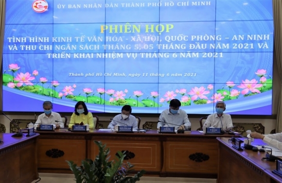 1 Tphcm Can Nhac Cach Ly F1 Tai Nha