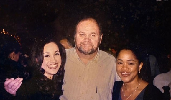 2 Meghan Bi Ho Hang Cach Mat Vi Ra Ve Cao Ngao