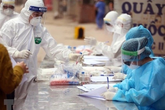 1 Chuyen Gia Neu Thay 1 Trong 7 Trieu Chung Covid 19 Duoi Day Thi Nen Di Xet Nghiem