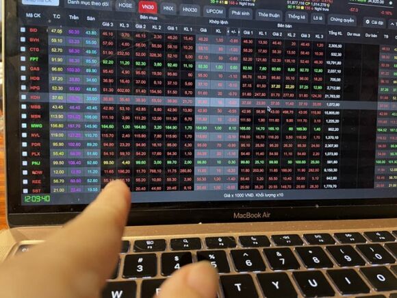 1 Vn Index Giam Manh Khi Hose Van Hanh He Thong Moi