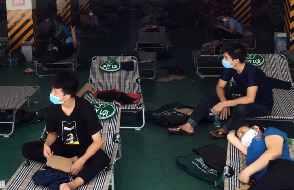 1 Nha May 4000 Cong Nhan Phat Hien Gan 70 Ca Nhiem