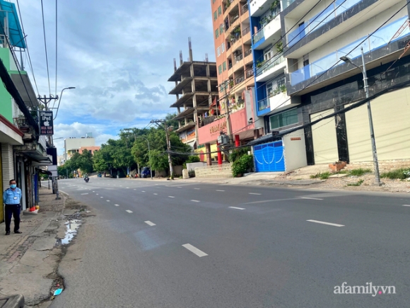 11 Tphcm Vang Nhu Mung 1 Tet Trong Ngay Dau Gian Cach