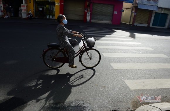 14 Tphcm Vang Lang Chua Tung Thay Trong Ngay Dau Cach Ly Xa Hoi