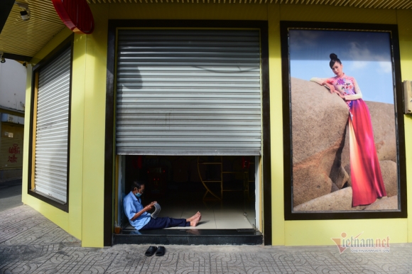 15 Tphcm Vang Lang Chua Tung Thay Trong Ngay Dau Cach Ly Xa Hoi