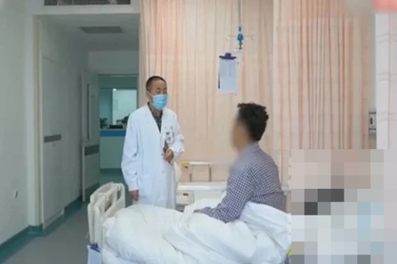 1 Nguoi Dan Ong 31 Tuoi Bi Mu Sau Khi Thuc Day Vao Buoi Sang Nguyen Nhan Xuat Phat Tu Thoi Quen Ma Nhieu Nguoi Tre Van Lam Hang Dem