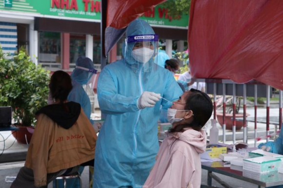 1 Tphcm Ghi Nhan Con So Ky Luc 1229 Nguoi Mac Covid 19 Trong Ngay Vuot Moc 10000 Ca