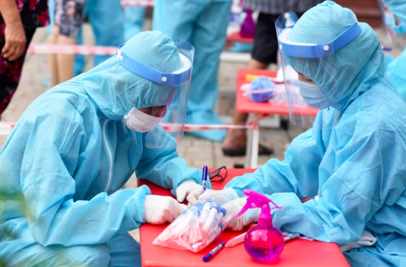 1 Tphcm Phat Dong Thi Dua Giam F0 Trong 15 Ngay