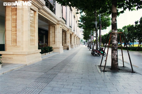 5 Duong Pho Vang Lang Trong Ngay Dau Tphcm Gian Cach Theo Chi Thi 16