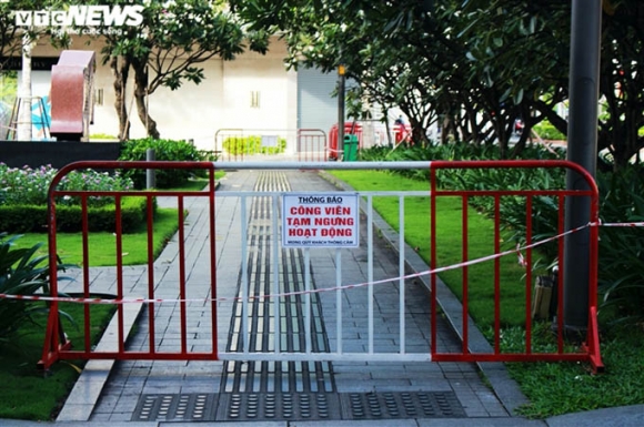 7 Duong Pho Vang Lang Trong Ngay Dau Tphcm Gian Cach Theo Chi Thi 16