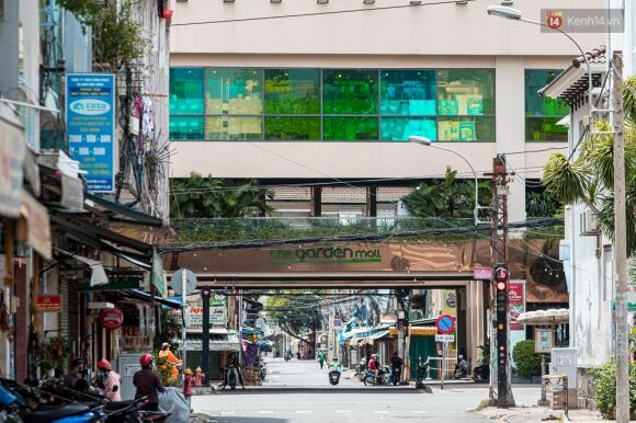 9 Can Canh Toa Nha Thuan Kieu Plaza Noi Chuan Bi Duoc Trung Dung Lam Benh Vien Da Chien Dieu Tri Covid 19