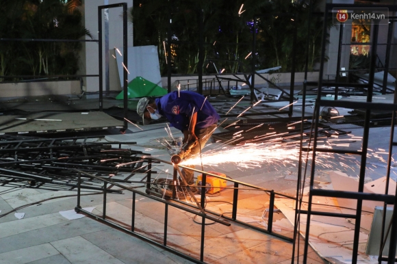 17 Toan Canh Ben Trong Thuan Kieu Plaza Dang Thi Cong Chuyen Doi Thanh Benh Vien Da Chien 1000 Giuong Benh