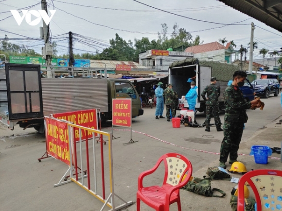 1 Them 14 Ca Mac Moi Quang Ngai Tang Toc Xet Nghiem Dien Rong