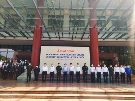 2 Viet Nam Chinh Thuc Bat Dau Chien Dich Tiem Chung Vaccine Covid 19 Lon Nhat Lich Su Cho 75 Trieu Nguoi Dan