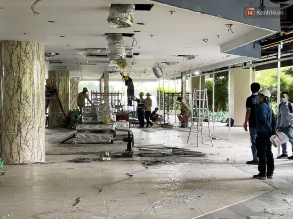 3 Toan Canh Ben Trong Thuan Kieu Plaza Dang Thi Cong Chuyen Doi Thanh Benh Vien Da Chien 1000 Giuong Benh