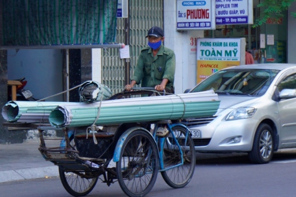 5 Xich Lo Xe Om Thoi Covid 19 Ngoi Tu Sang Den Chieu Roi Ve Tay Trang