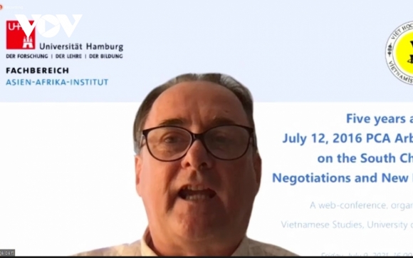 1 Cac Giao Su Dai Hoc Duc Tai Khang Dinh Gia Tri Cua Phan Quyet Pca Ve Bien Dong