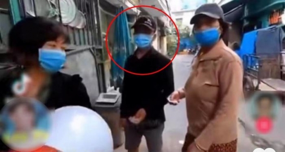 6 Phat Com Tu Thien Nhung Tu Choi Cho Vi Nguoi Nhan Mum Mim Khong Co Do An Ma Sao Map The