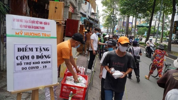 7 Phat Com Tu Thien Nhung Tu Choi Cho Vi Nguoi Nhan Mum Mim Khong Co Do An Ma Sao Map The