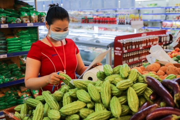 8 Nguoi Dan Tp Hcm Di Sieu Thi Theo Ngay Chan Le