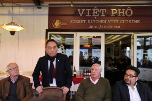 3 Chan Dung Cac Dai Gia Goc Viet Kin Tieng O Chau Au