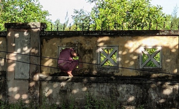 1 Nu Benh Nhan Covid 19 Leo Tuong Rao Ra Ngoai Benh Vien Hai La Nau Nuoc Xong