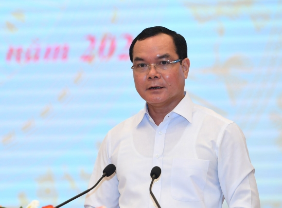 2 500 Nghin Cong Nhan Bi Anh Huong Viec Lam Do Dich Benh