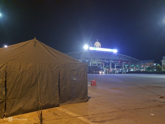 2 Ha Noi Kiem Soat Nguoi Vao Thanh Pho Tu 147