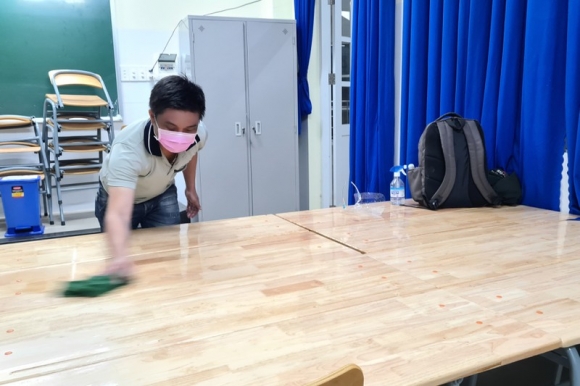 2 Nhat Ky Cach Ly Xin Dung Goi Ten