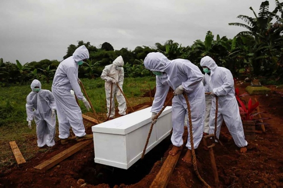 1 Gan 1000 Nguoi Chet Vi Covid 19 Trong Ngay Tai Indonesia