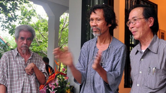 1 Hoa Si Hoang Dang Nhuan Roi Coi Tam