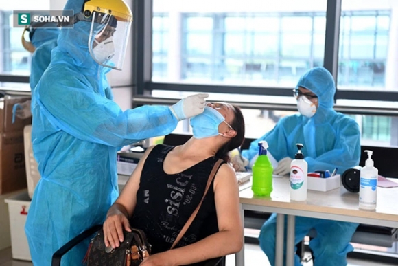 8 Can Canh Dich Vu Test Nhanh Covid 19 Trong 30 Phut O San Bay Noi Bai Cho Hanh Khach Di Tphcm