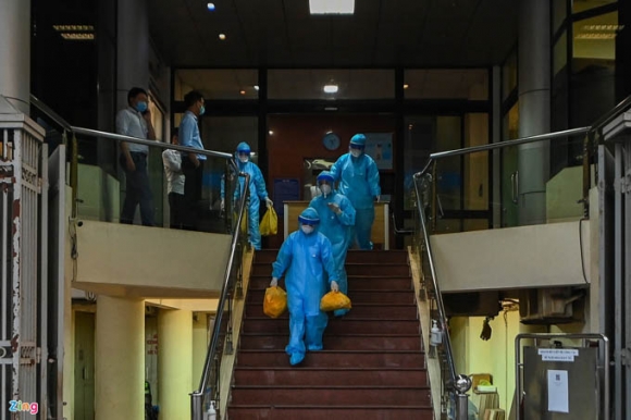 4 Phong Toa Hang Loat Dia Diem O Ha Noi Lien Quan Ca Nhiem Ncov