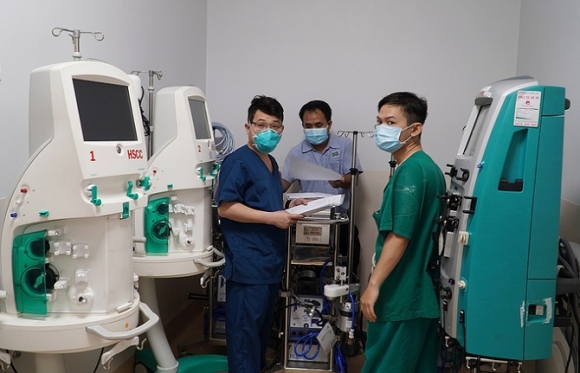 2 Chu Tich Tp Hcm Quan Tam Lon Nhat Luc Nay La Dieu Tri F0 Nang