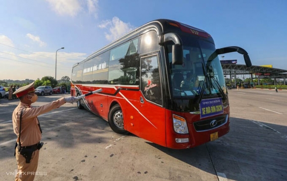 1 Ha Noi Dung Xe Khach Di 37 Tinh Thanh